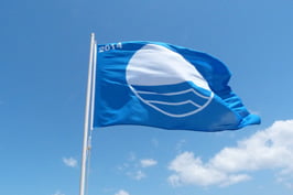 Γαλάζια Σημαία: 2η παγκοσμίως η Ελλάδα με 545 ακτές