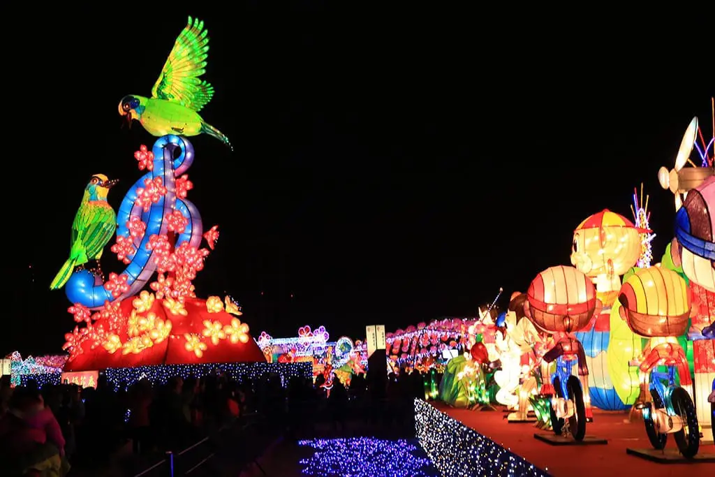 You are currently viewing Γιατί πρέπει να παρακολουθήσετε το Φεστιβάλ Φαναριών της Ταϊβάν το 2018