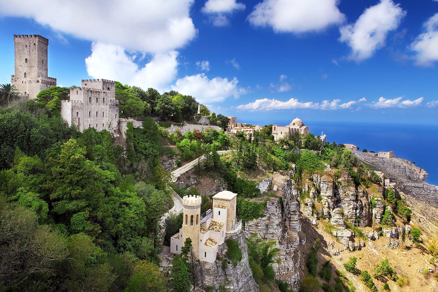 Ορεινό φρούριο και χωριό Erice στη Σικελία, Ιταλία