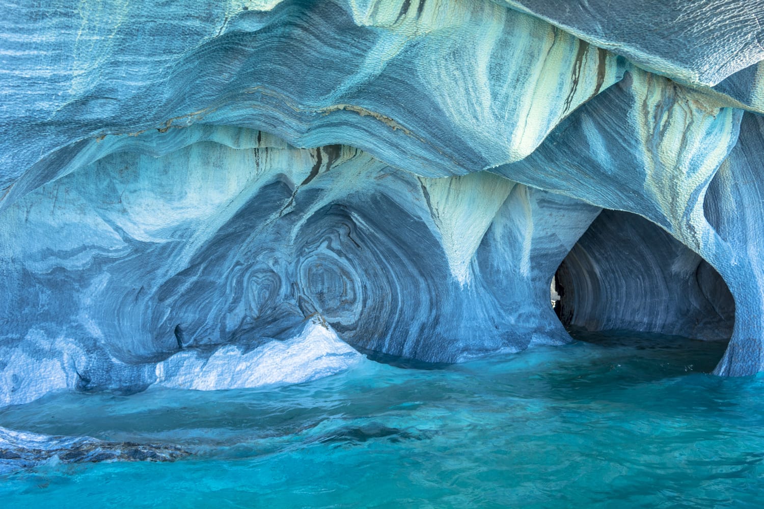 μαρμάρινο σπήλαιο στην Παταγονία, Χιλή