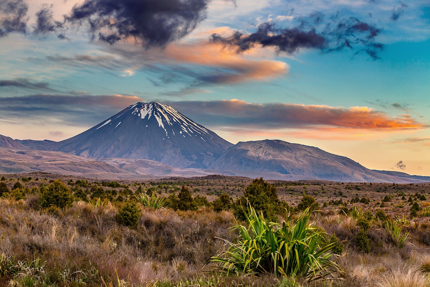 Mt Ngauruhoe (active volcano) in Tongariro National Park, New Zealand