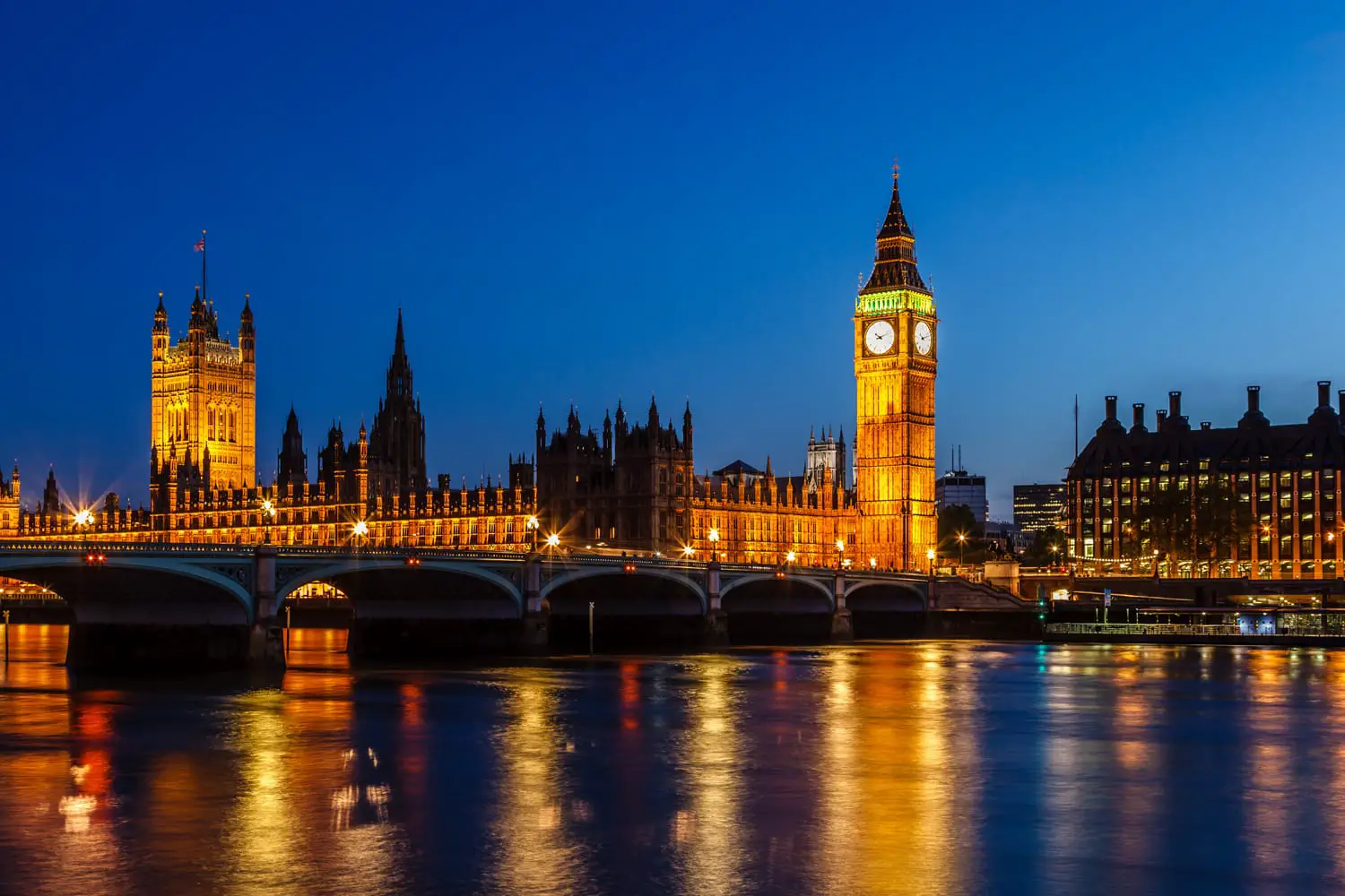 Big Ben και Βουλή του Κοινοβουλίου τη νύχτα, Λονδίνο, Ηνωμένο Βασίλειο