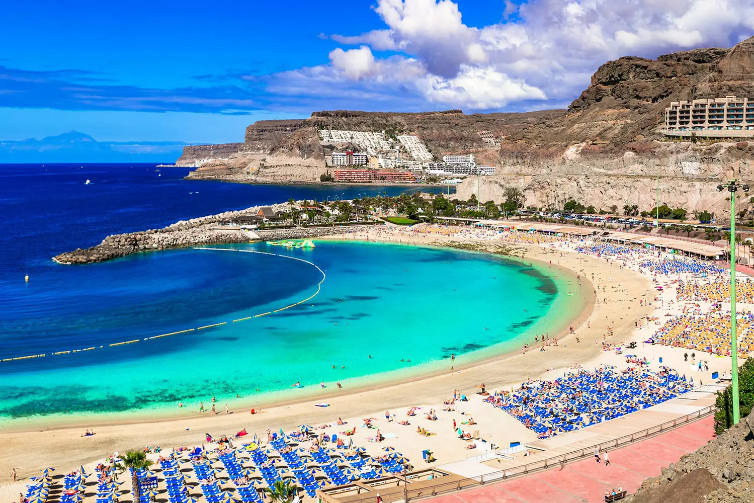Best beaches of Grand Canary - Playa de los amadores. Canary islands