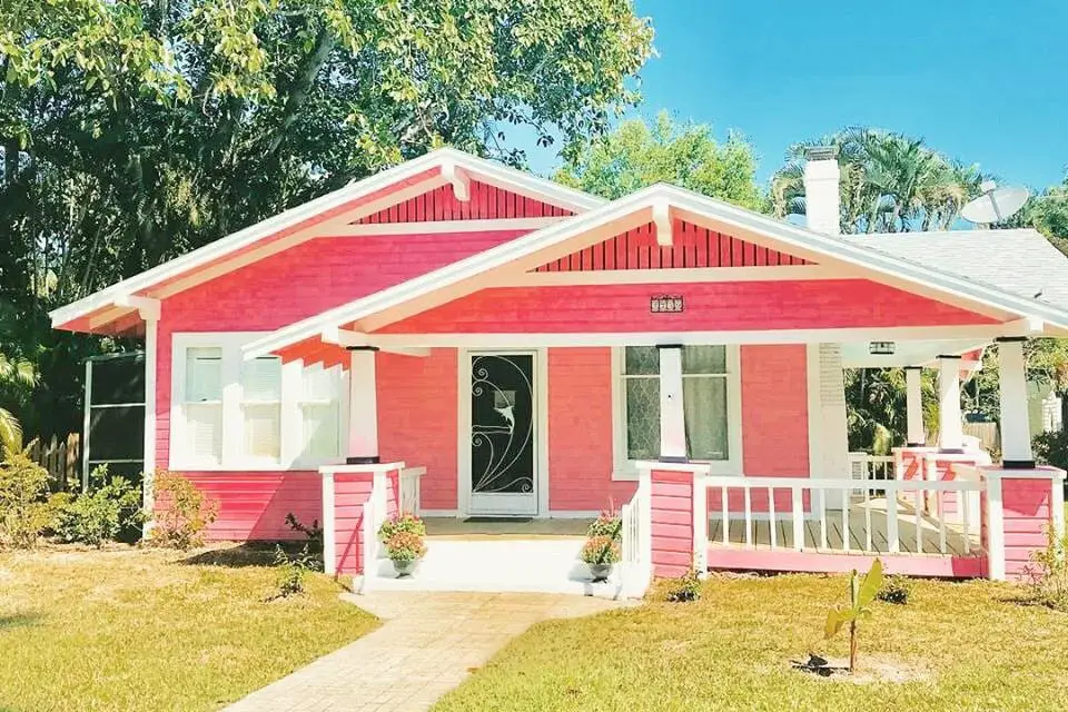 Pink Bungalow in Fort Myers, Florida, USA