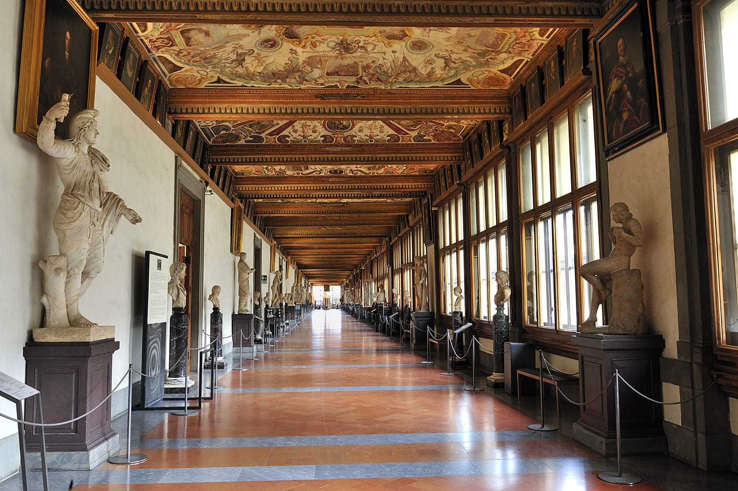 Γκαλερί Uffizi, East Corridor, ένα από τα κύρια μουσεία της Φλωρεντίας και από τα παλαιότερα και πιο διάσημα μουσεία τέχνης της Ευρώπης, Φλωρεντία, Ιταλία