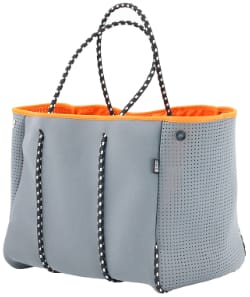 QOGiR Neoprene Beach Bag with Zipper Pocket