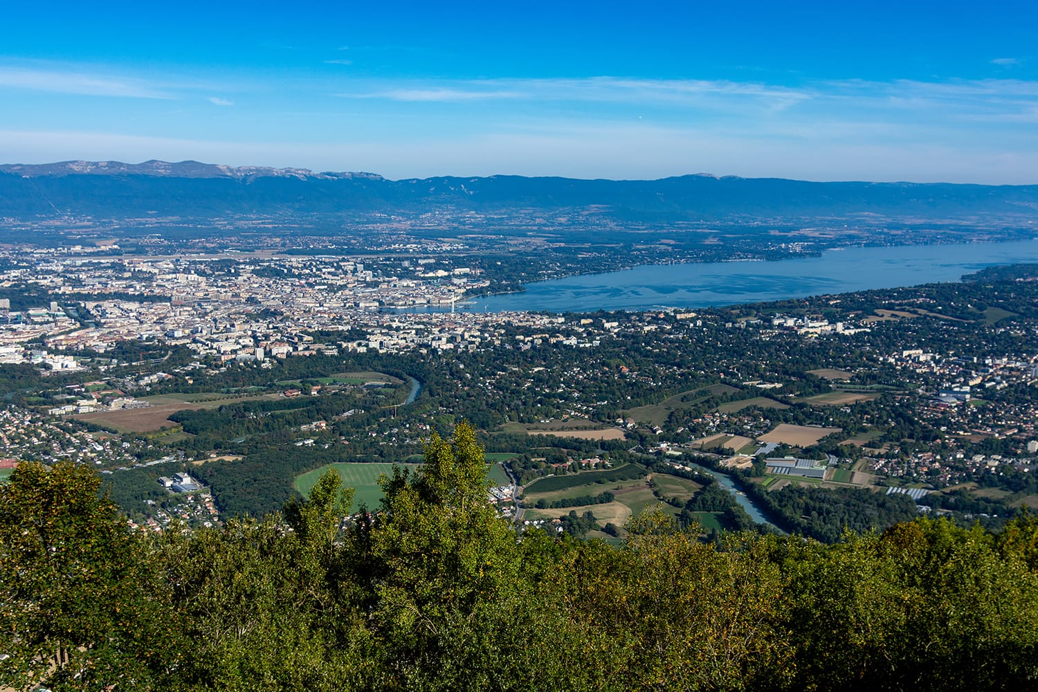 Εναέρια άποψη της Γενεύης, Ελβετία, lac lemon / λίμνη της Γενεύης και το γύρω τοπίο όπως φαίνεται από το Mont-Saleve, Γαλλία