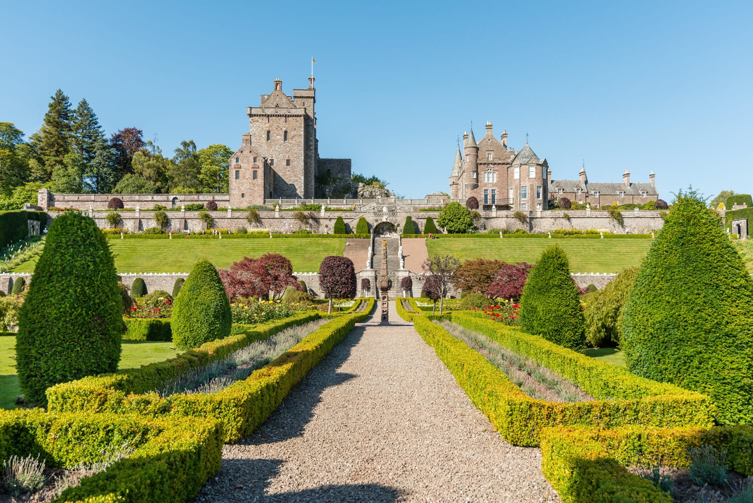 Κάστρο και κήποι Drummond κοντά στο Crieff στο Perthshire της Σκωτίας