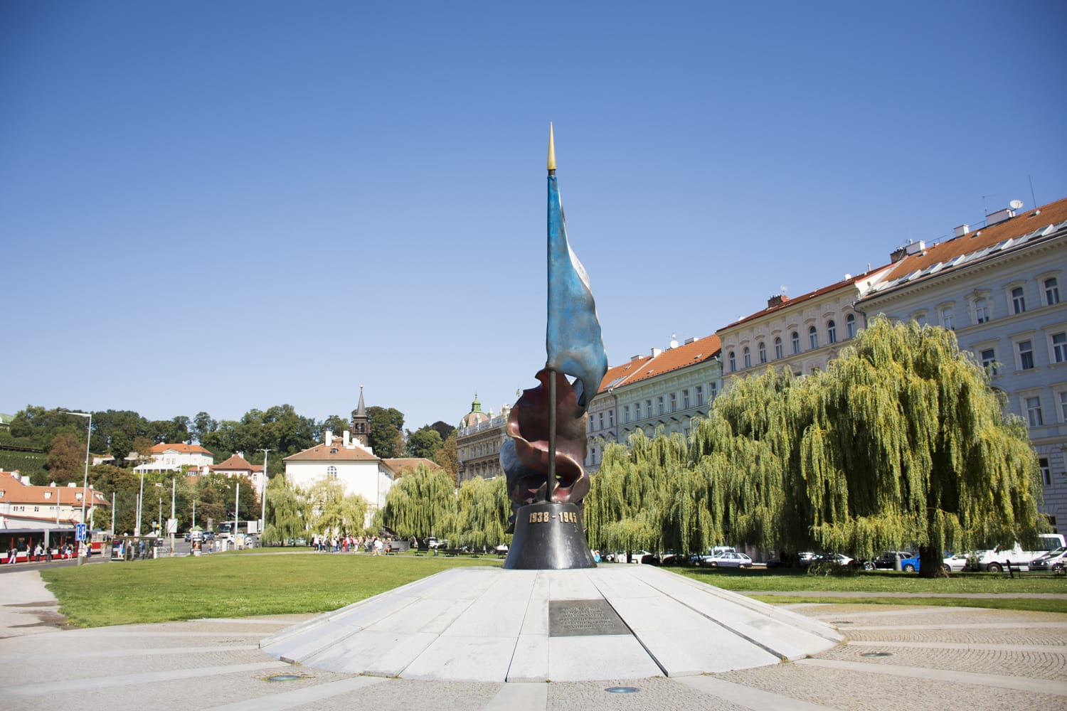 Μνημείο θυμάτων του Β' Παγκοσμίου Πολέμου στην Πράγα, Τσεχία