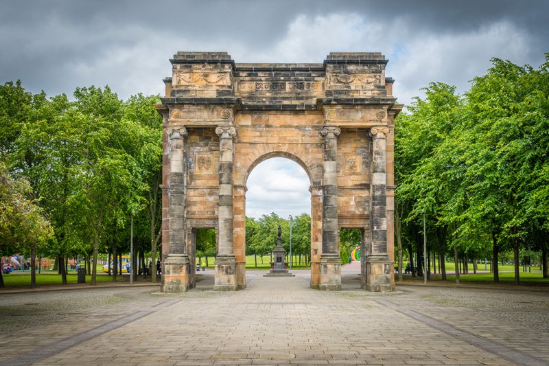 MacLennan Arch Glasgow - ιστορία της Σκωτίας εν συντομία